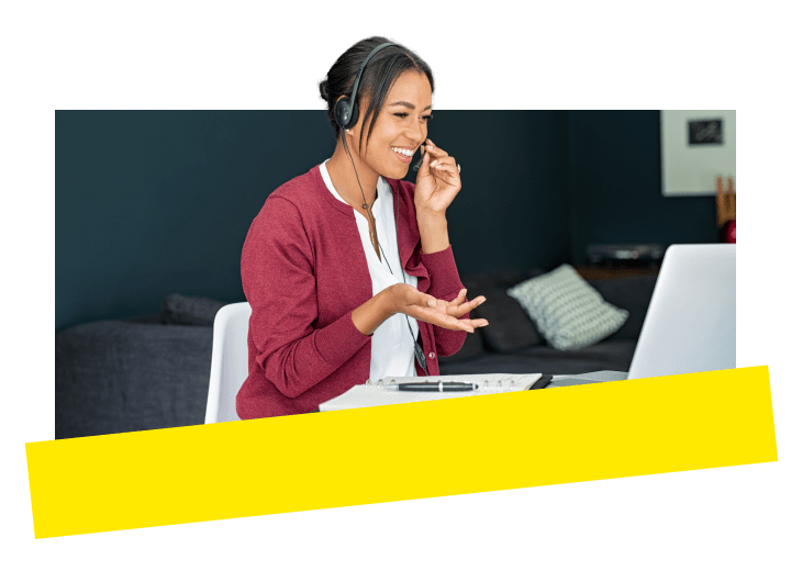 GoTo Connect Complete CX offre agli utenti la possibilità di lavorare in modo semplice tramite telefono, chat web, SMS e altro ancora.